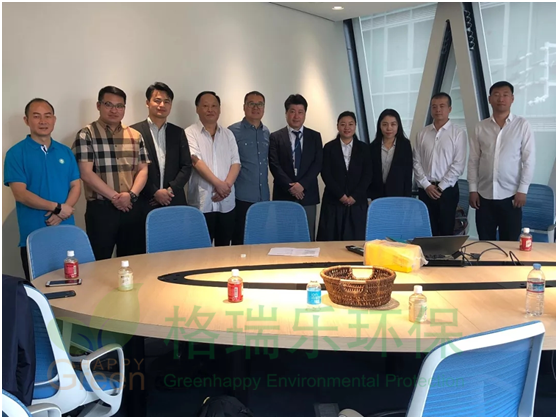  大塚化學總部領導三垣正典先生與凈化委一行一同合影